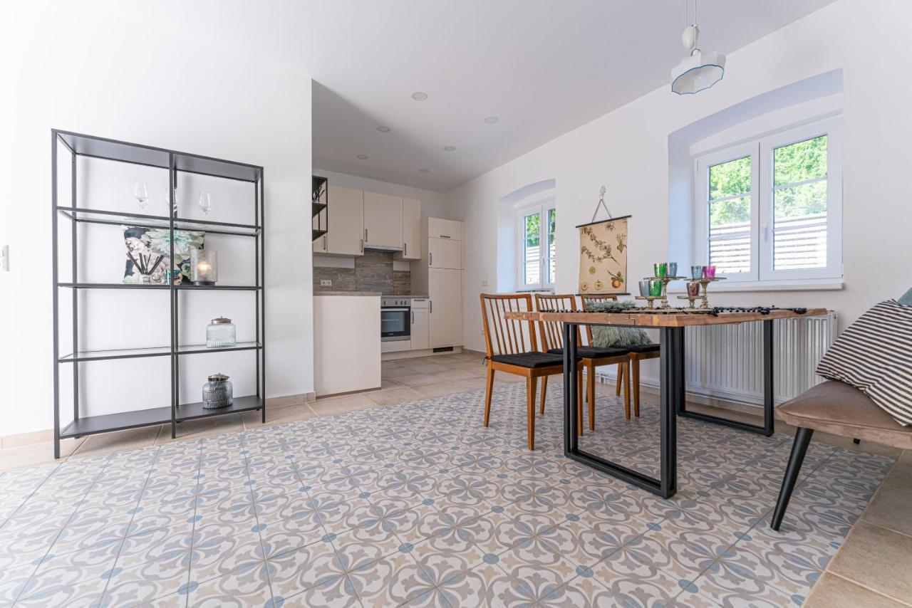 Apartmán Kaiserliches Wohnen Im Alten K&K Postamt Eg Persenbeug Exteriér fotografie